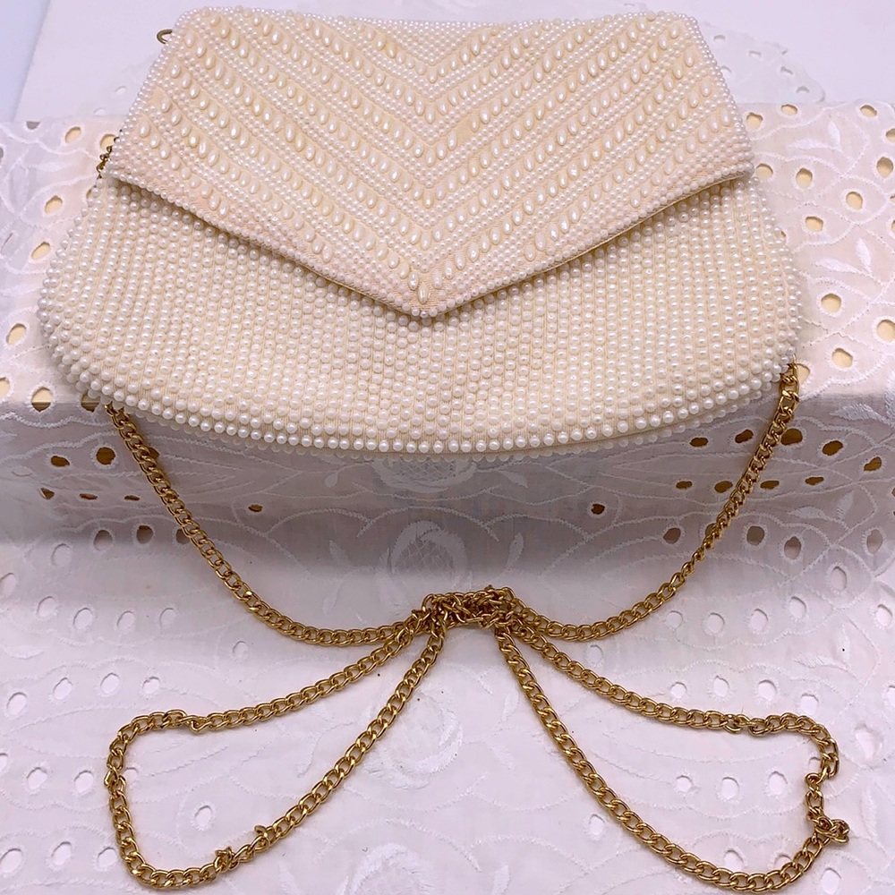Gorgeous Ivory White Hand Beaded Purse Vintage